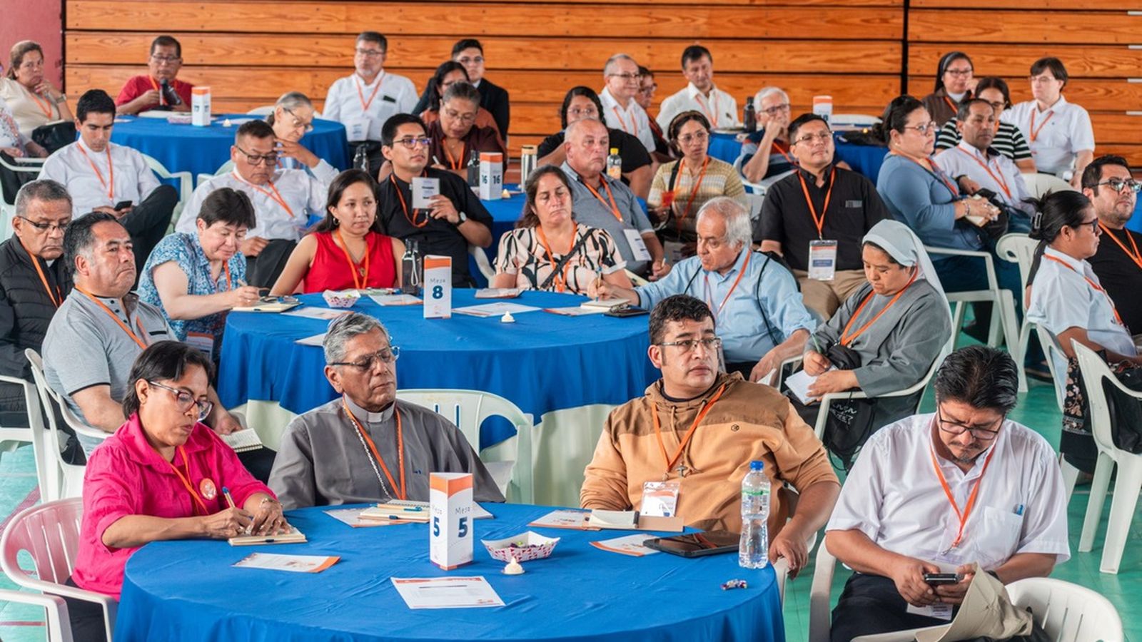 Asistentes al Encuentro Nacional de Equipos Sinodales