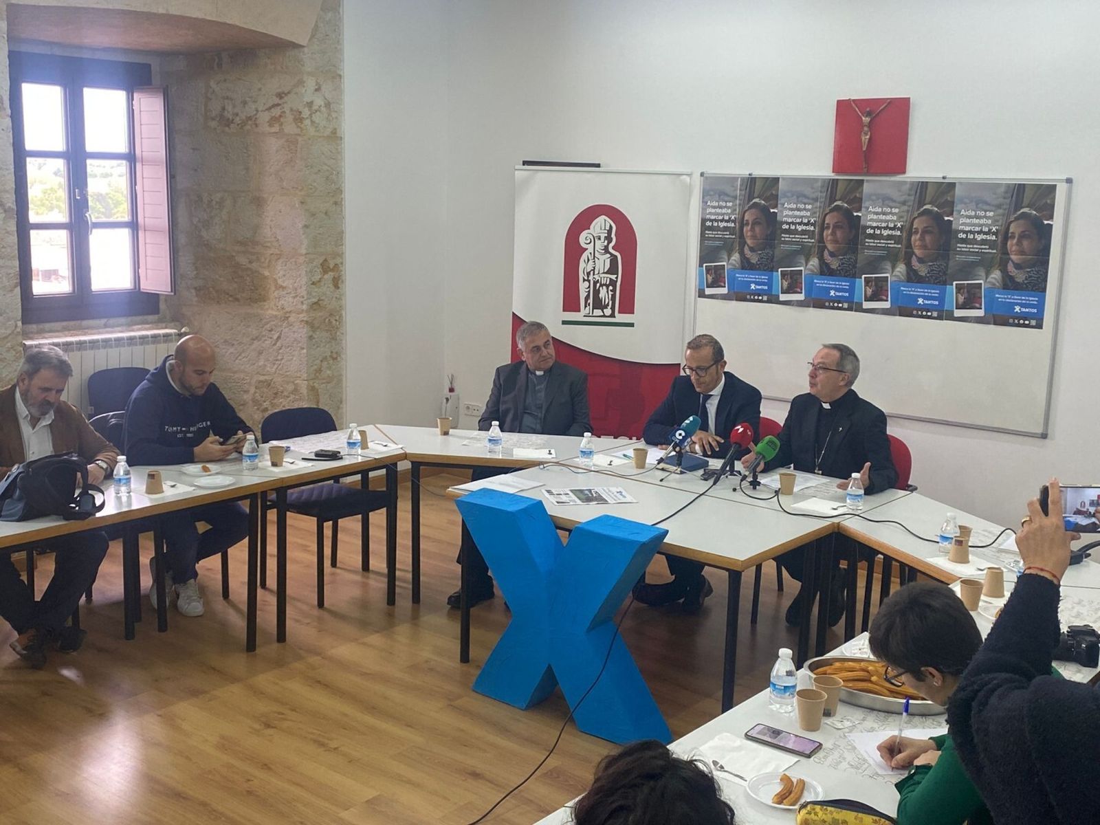 Monseñor Valera presenta la campaña 'X tantos' en Zamora