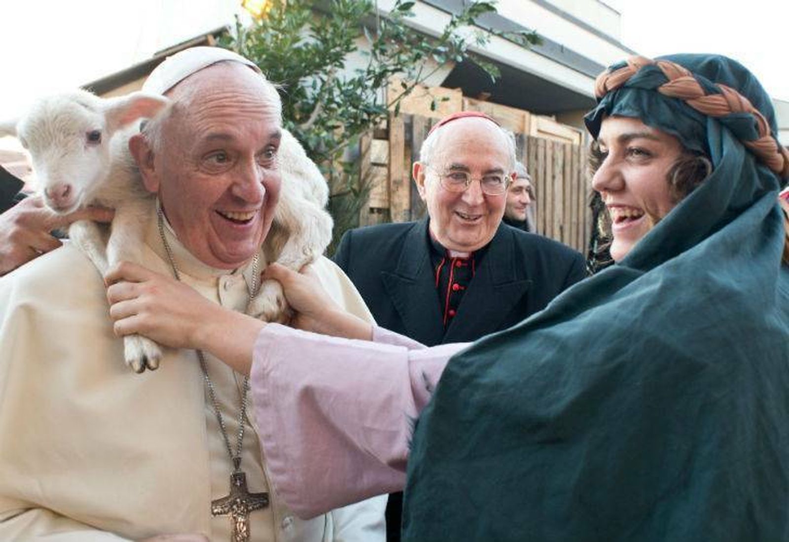 El Papa y el cordero