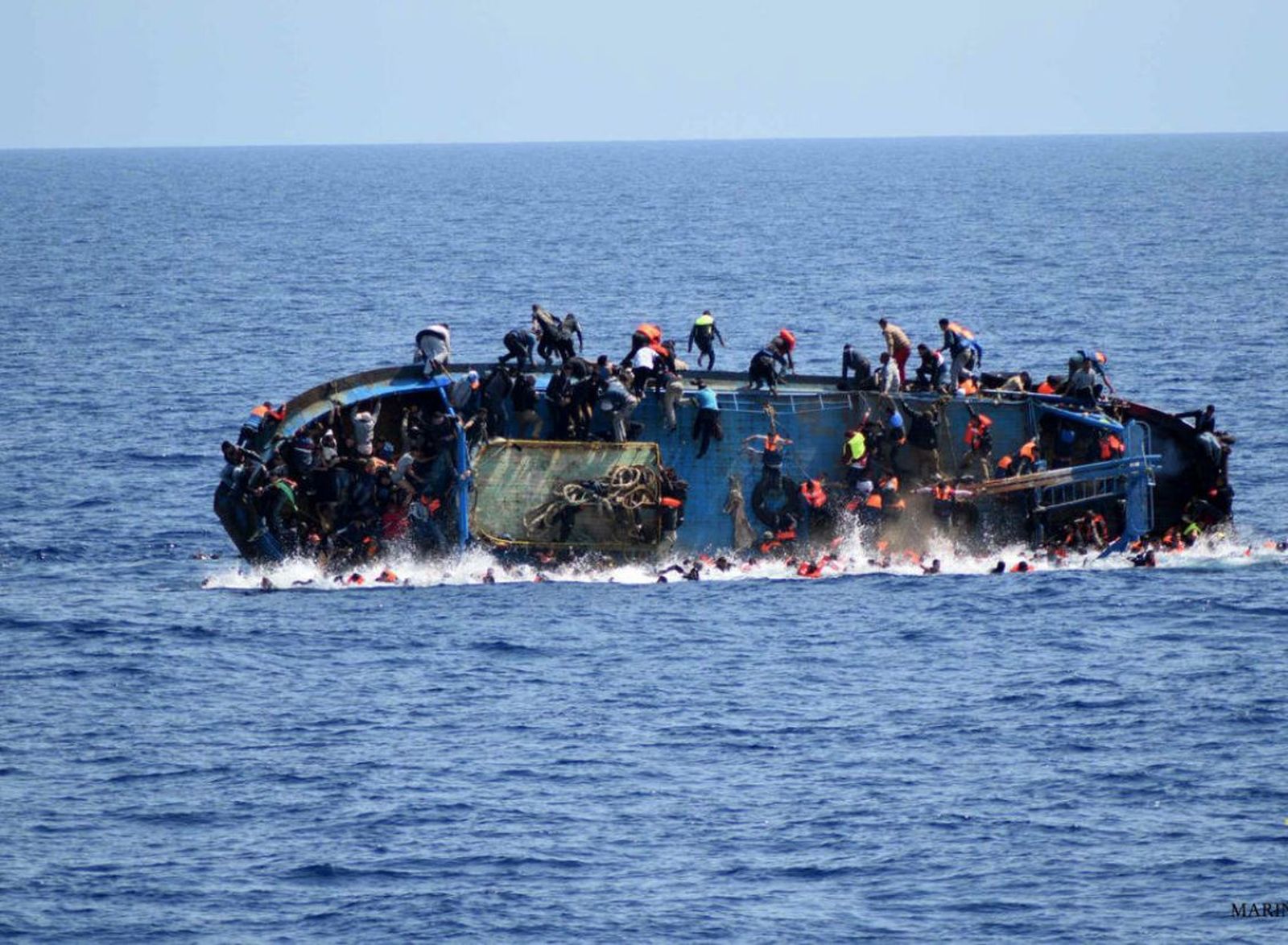 Naufragio de emigrantes