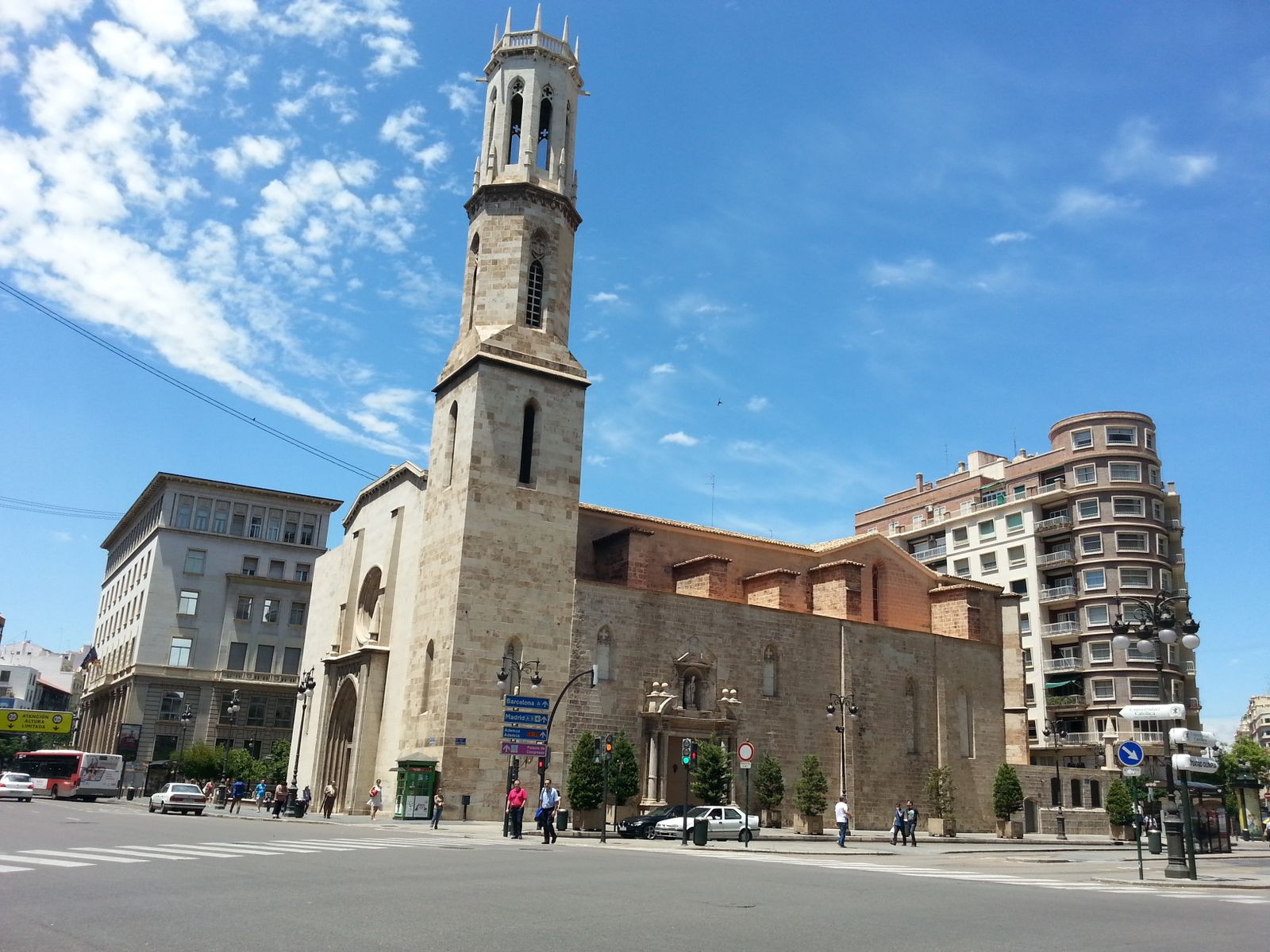 San Agustín,  online