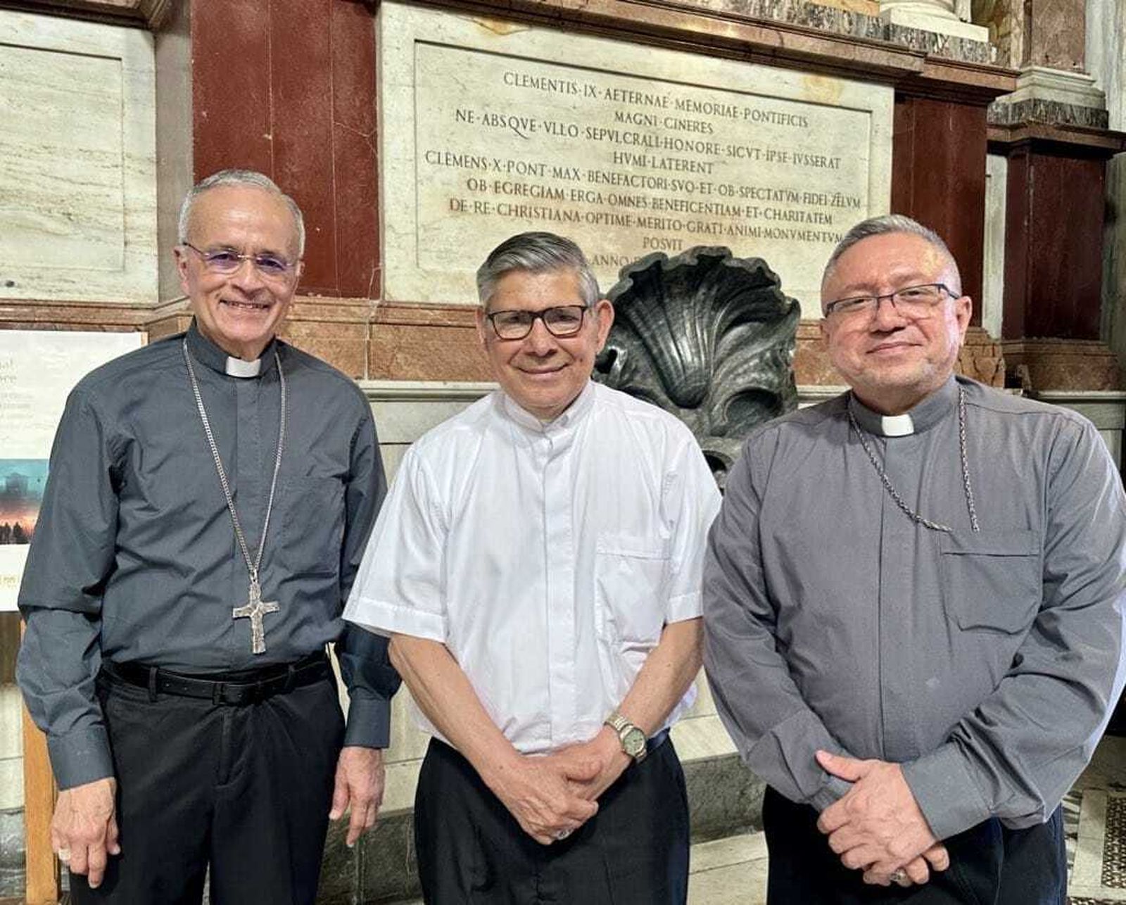 Silvio Báez, con Carlos Herrera e Isidoro del Carmen Mora, obispos exiliados nicaragüenses