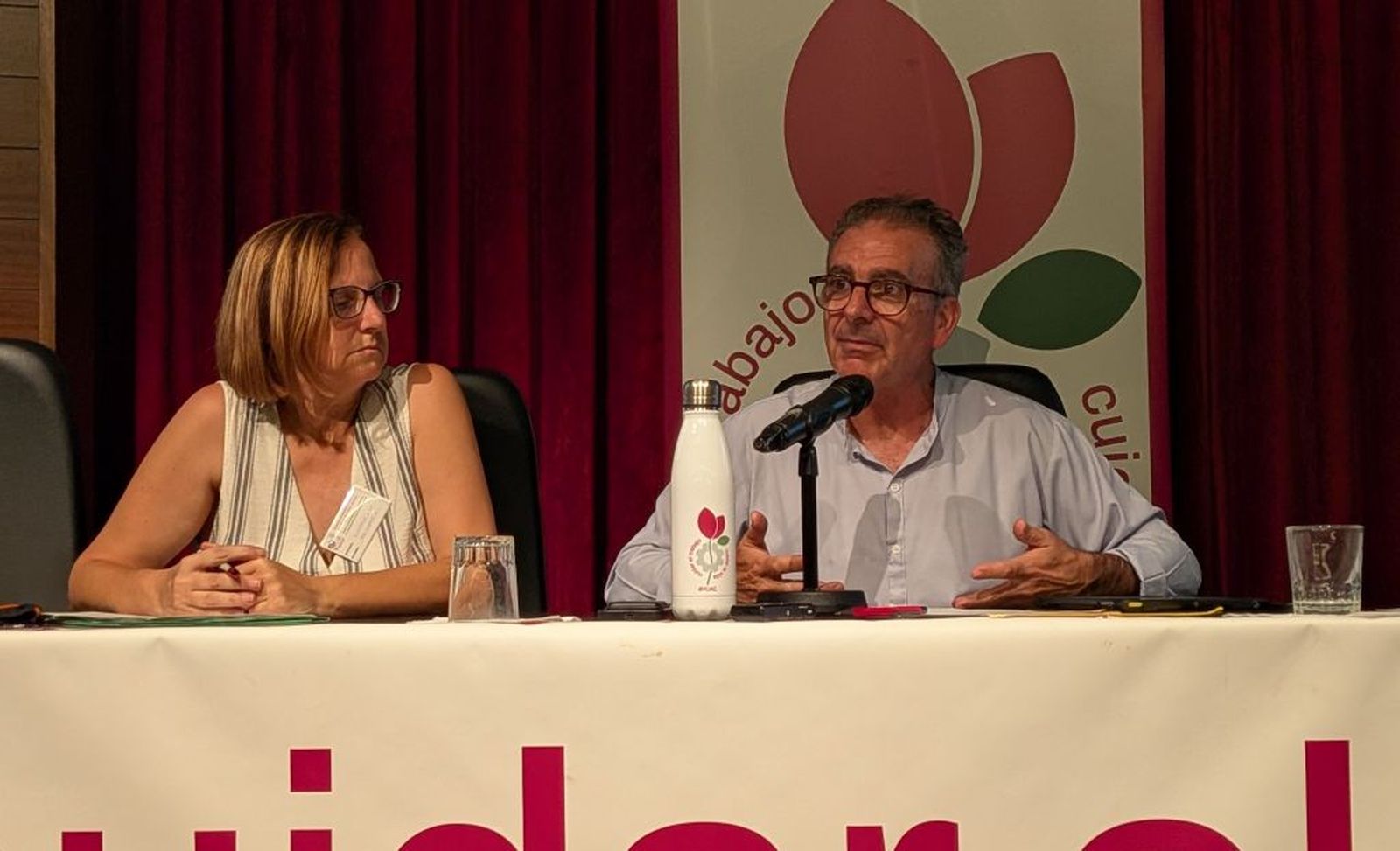 Teresa Monfort (i) y Sebas Mora