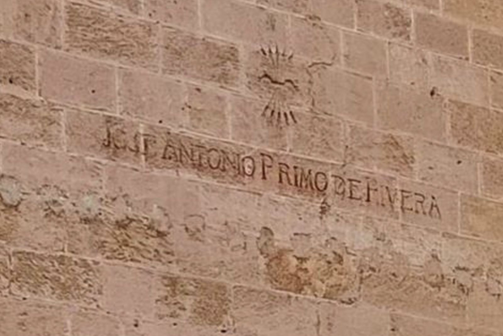 Inscripción en la catedral de Almería
