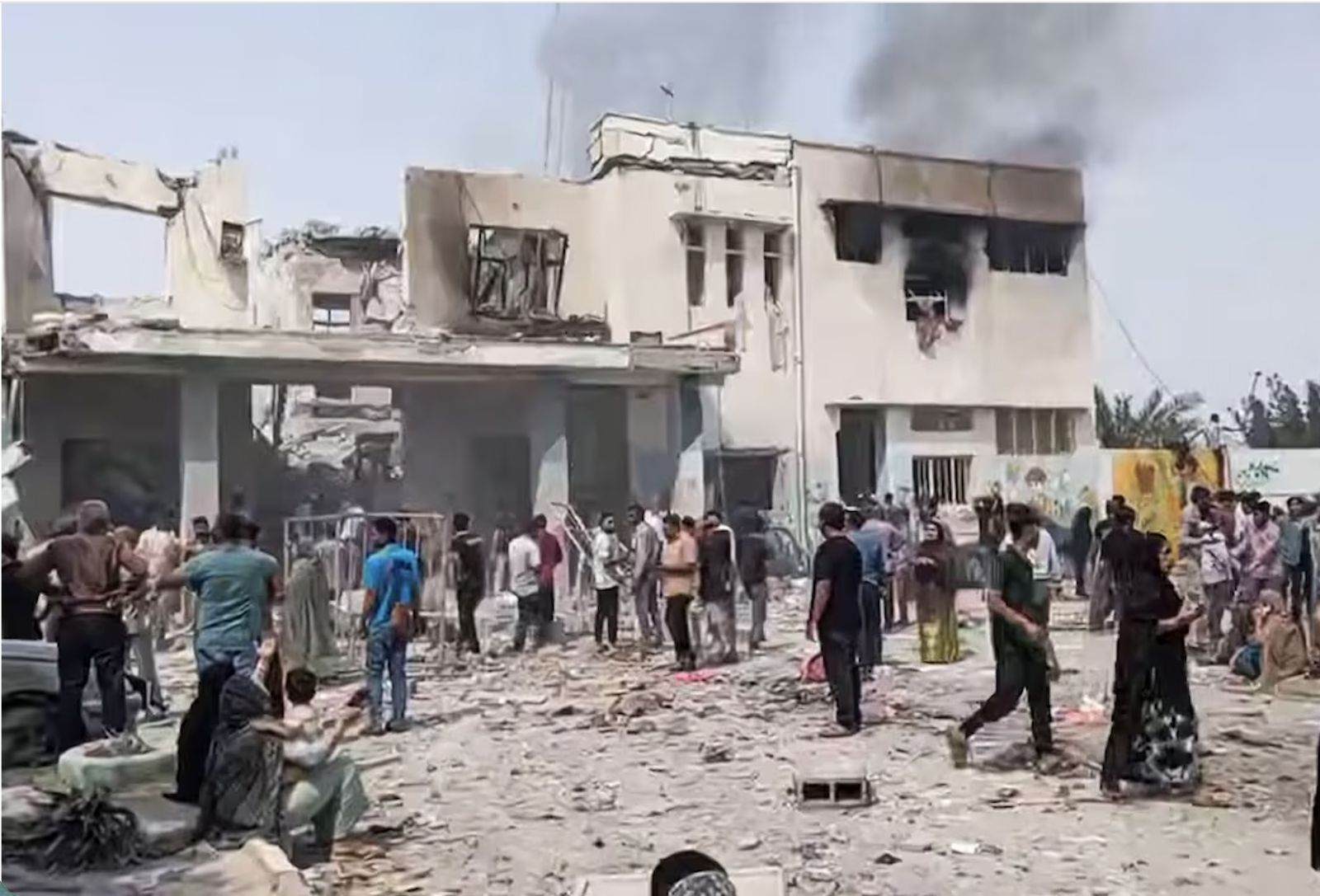 Bombardeo sobre una escuela infantil de niñas en Irán al comienzo de la ofensiva