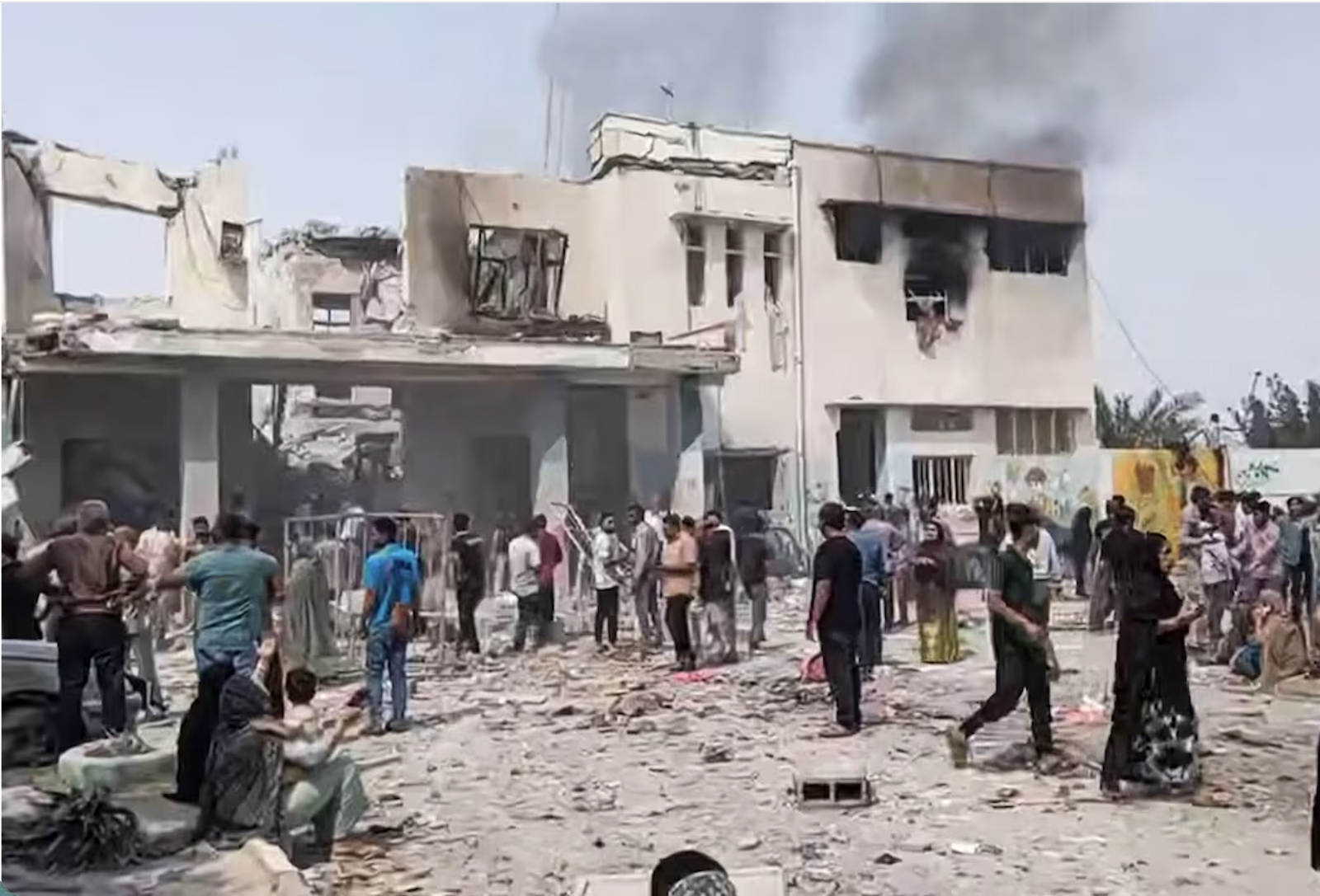 Bombardeo sobre una escuela infantil de niñas en Irán al comienzo de la ofensiva