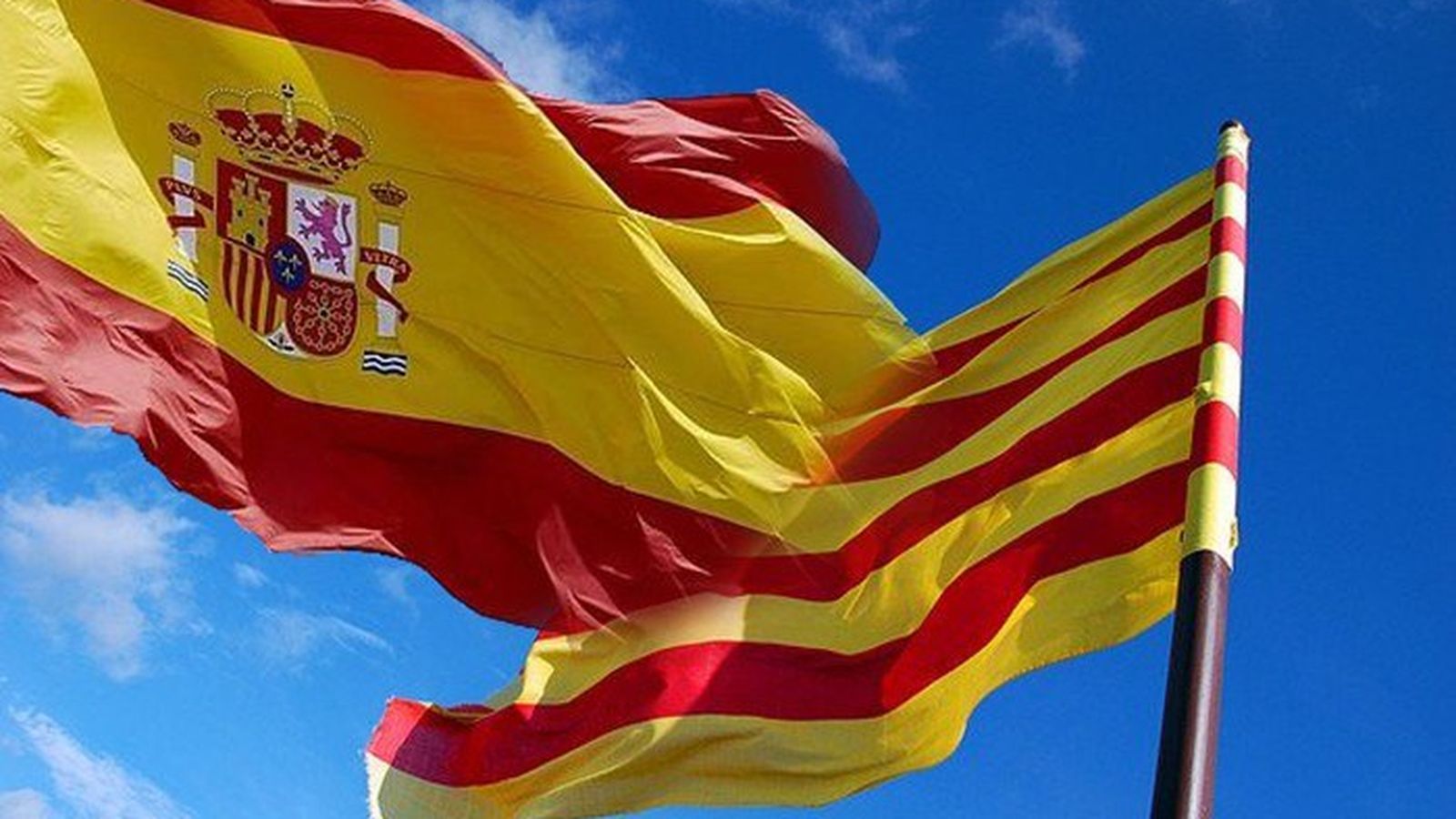 Banderas española y catalana