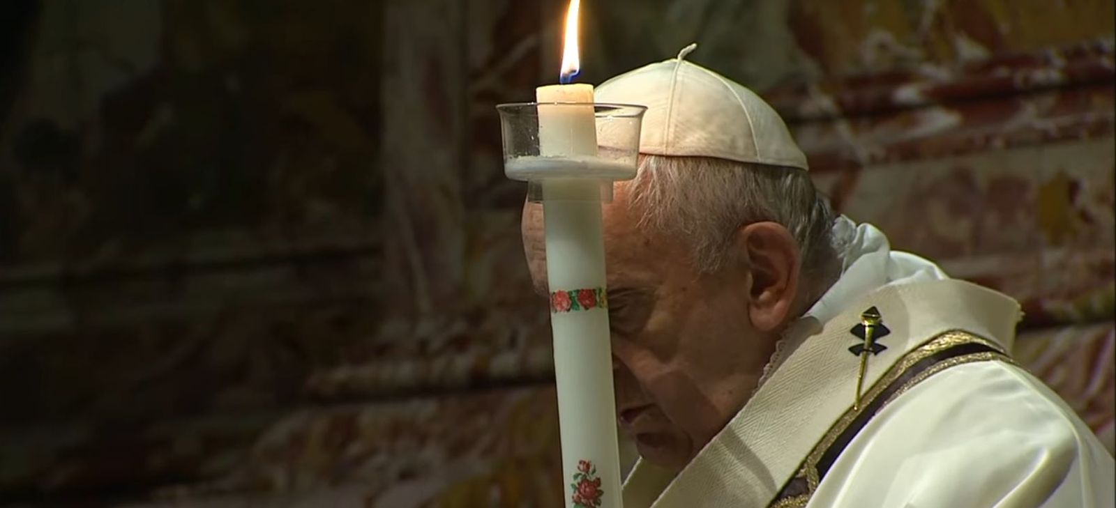 El Papa y la candela