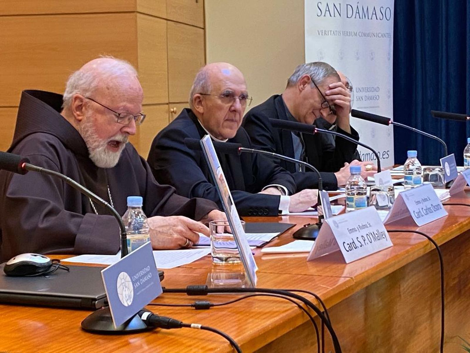 O'Malley, junto a los cardenales Osoro y Zuppi