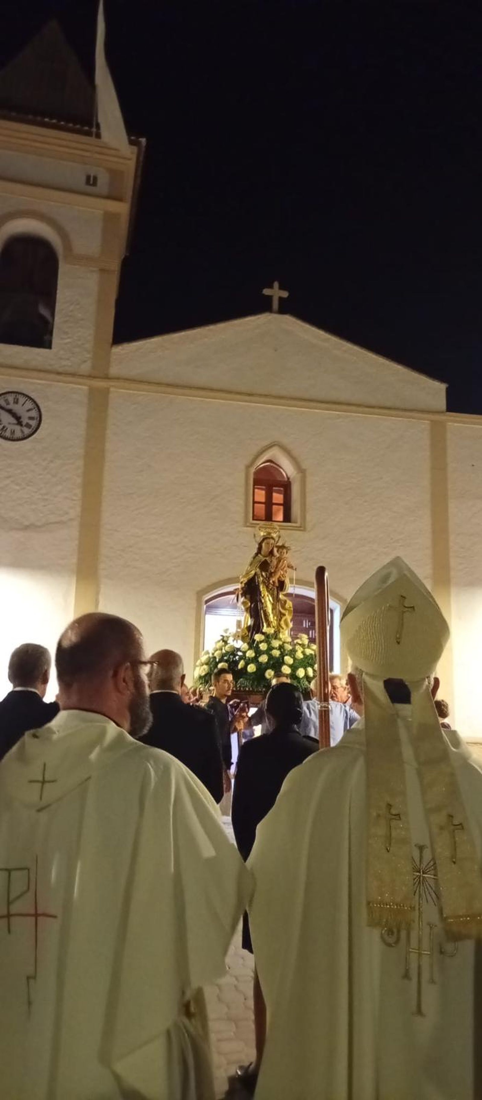 Procesión con la Virgen en Los Gallardos