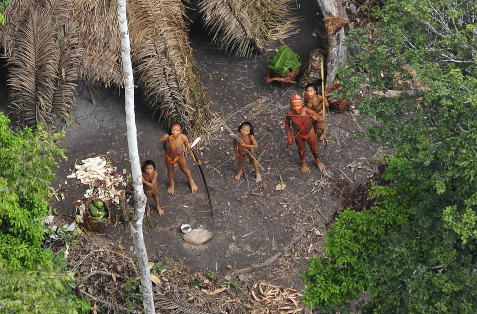 Indigenas aislados en Acre-Brasil