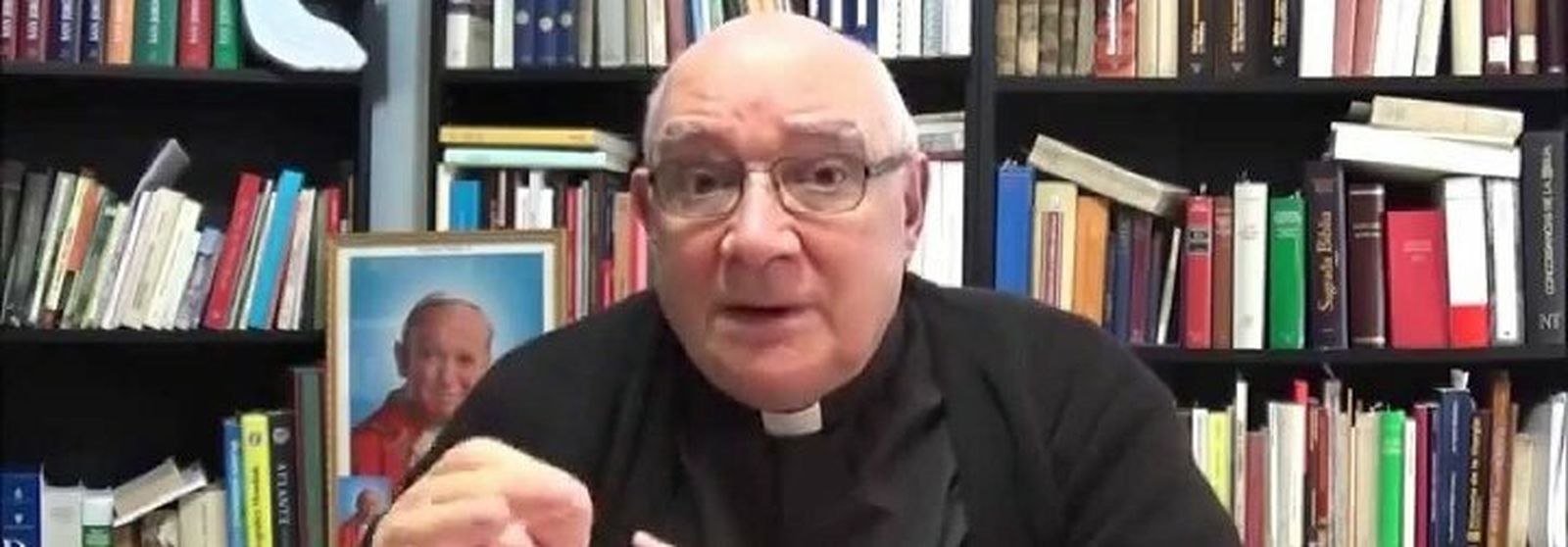 El padre Buela, condenado por abusos