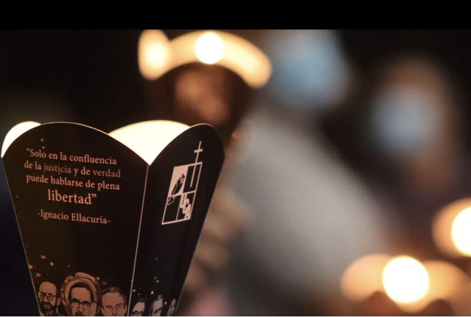 Procesión de los farolitos