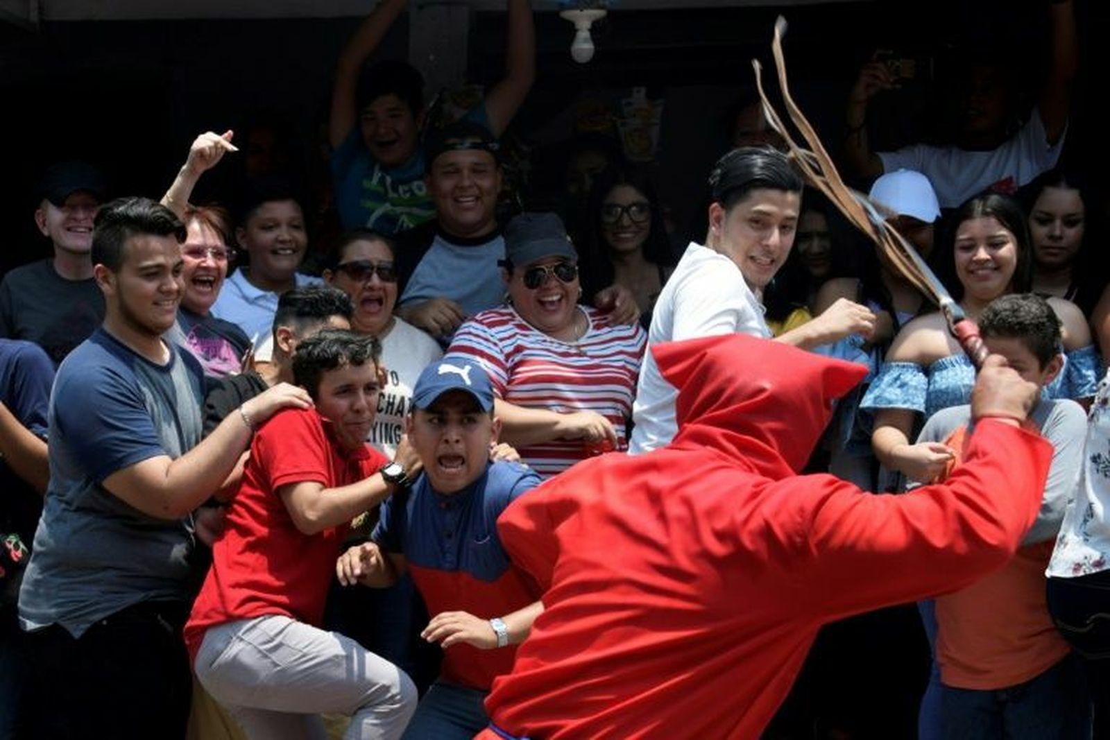 Un "Talcigüin" durante la celebración que marca el inicio de la Semana Santa en Texistepeque