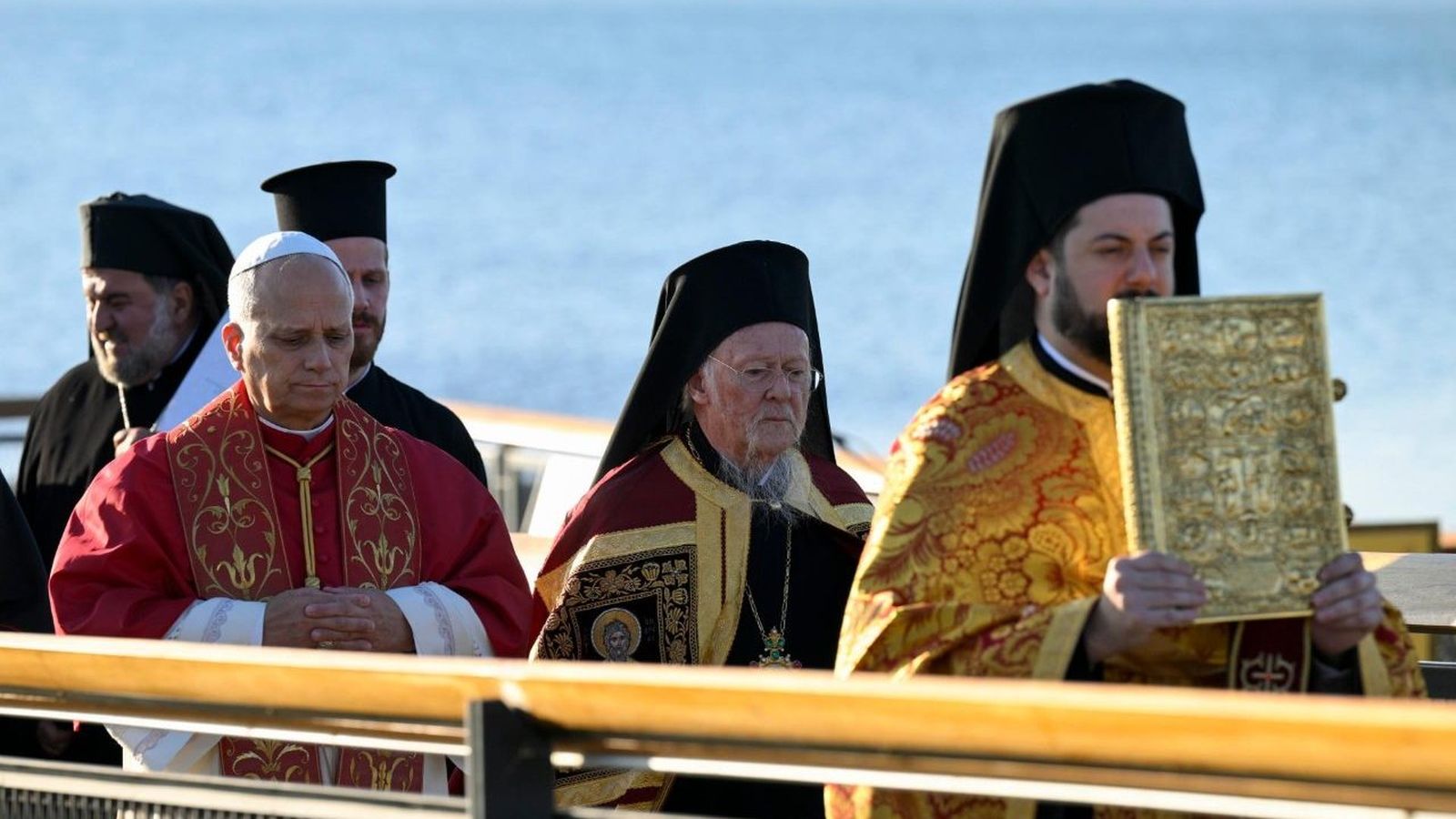 El Papa y el Patriarca ecuménico de Constantinopla en el encuentro de Iznik (Turquía)