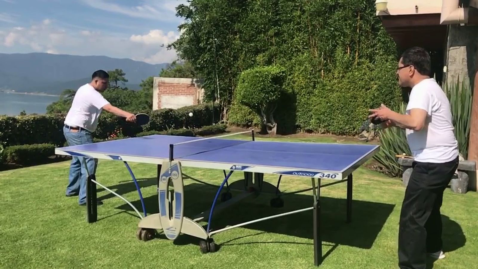 Mons. Miranda Guardiola. Buen servicio...