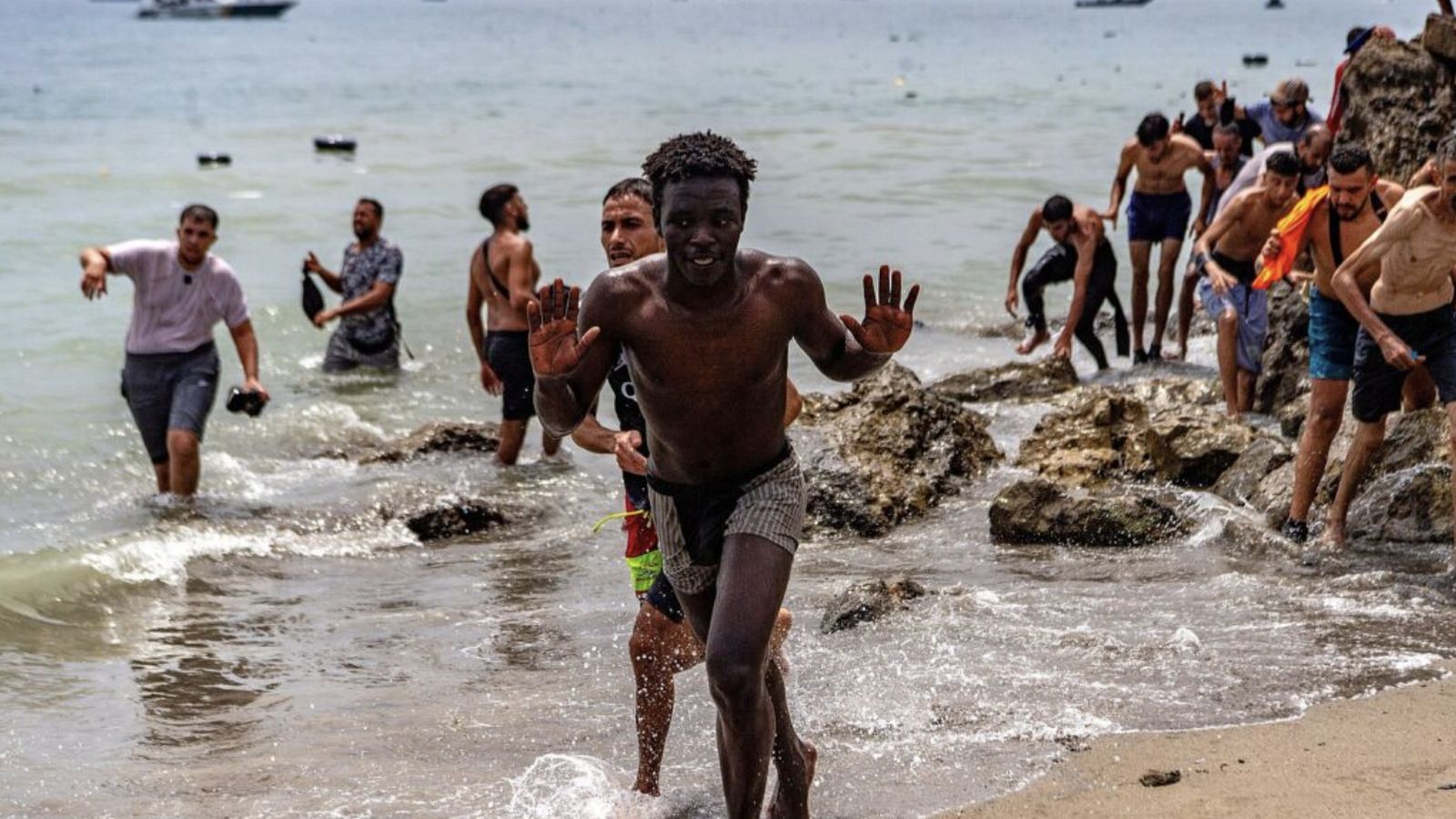 Crisis migratoria en Ceuta