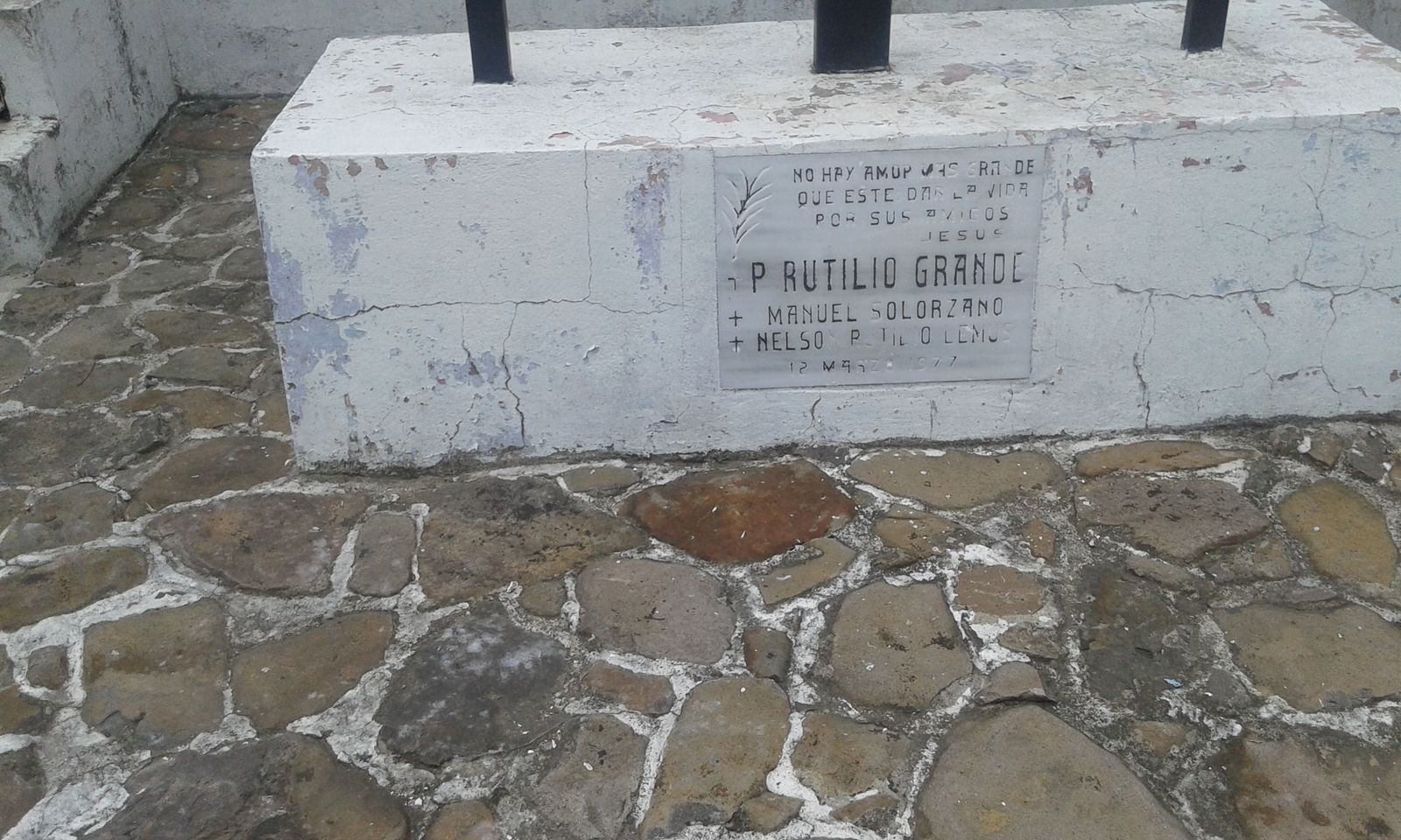Tumba del P. Rutilio Grande
