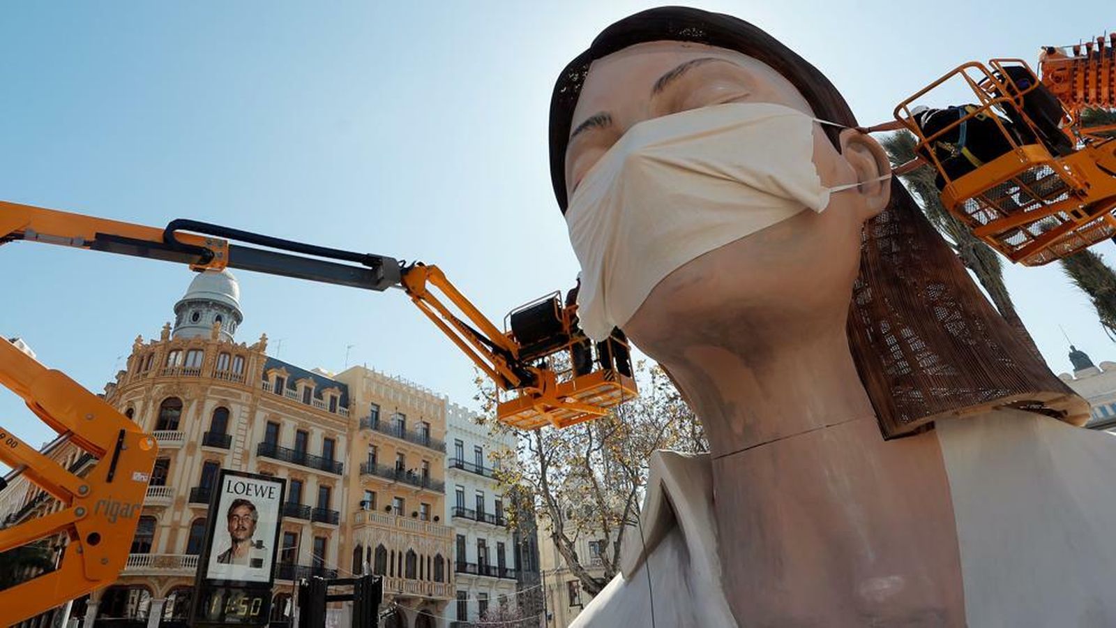 Cañizares, tras la suspensión de las Fallas: "Vivimos momentos para orar"