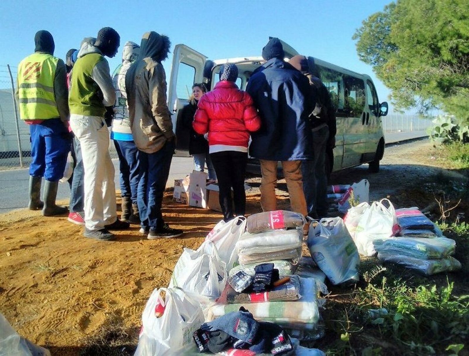 Personas afectadas por el incendio en Las Jarras, Moguer