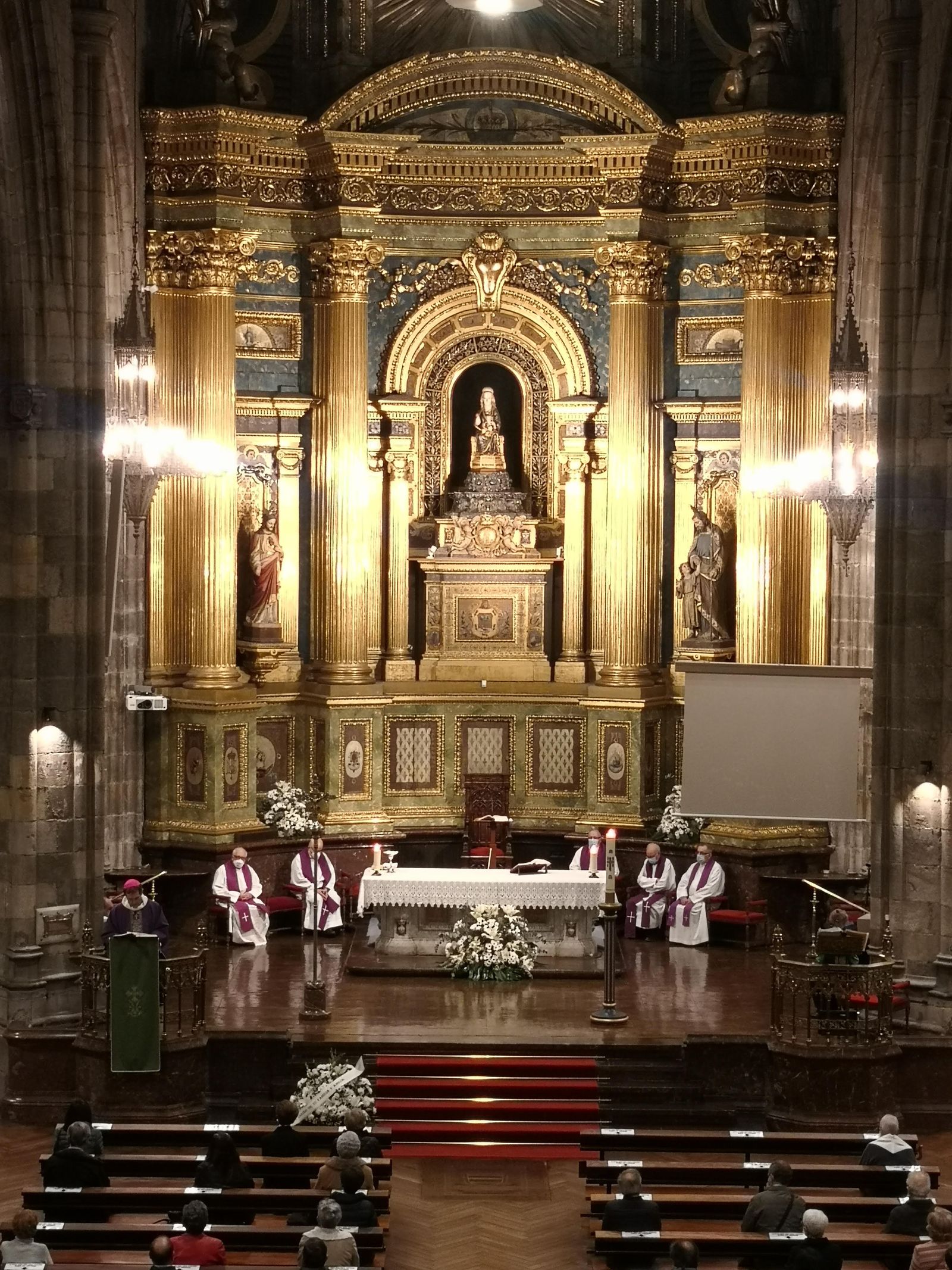 Eusebio Sendino fue ordenado antes de la creación de las tres diócesis vascas nacidas de la de Vitoria.