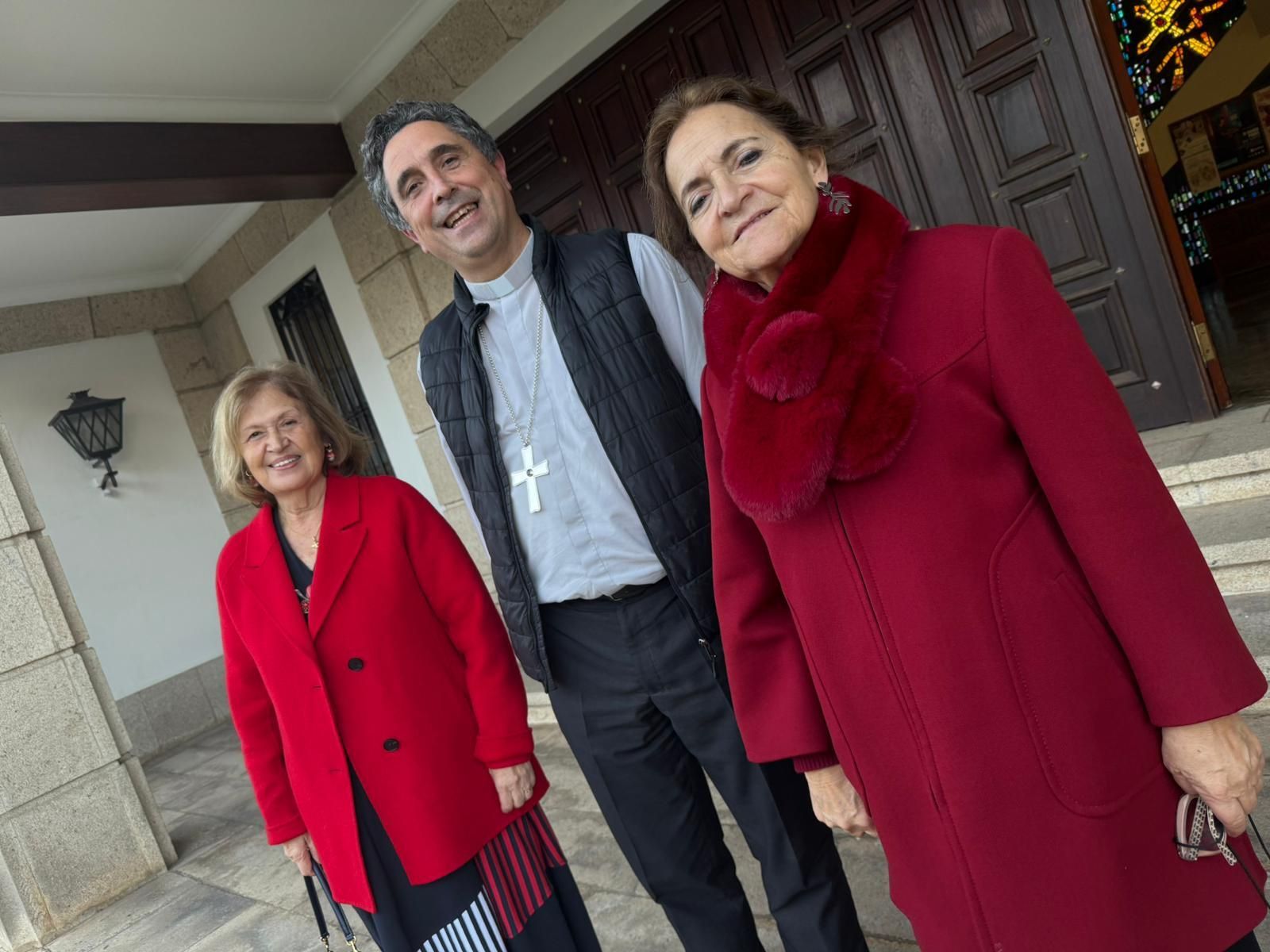 El obispo Fernando Cadiñanos