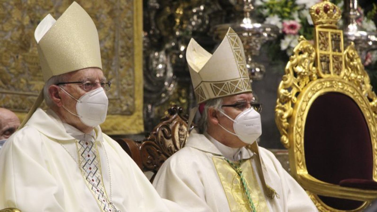 El cardenal Amigo, y Saiz Meneses