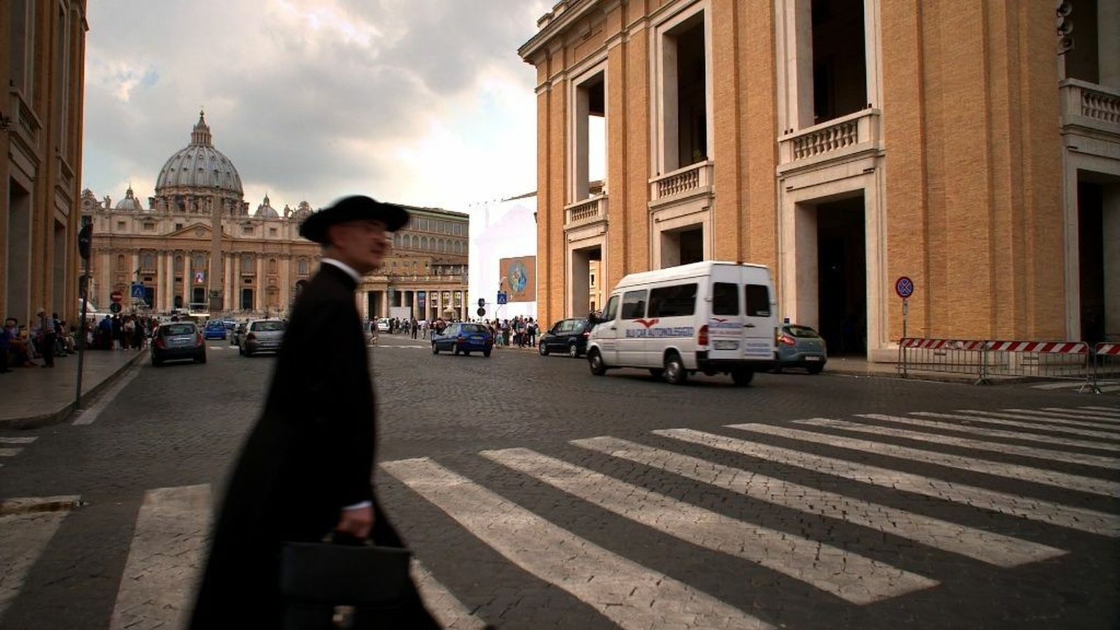 Fortea en el Vaticano