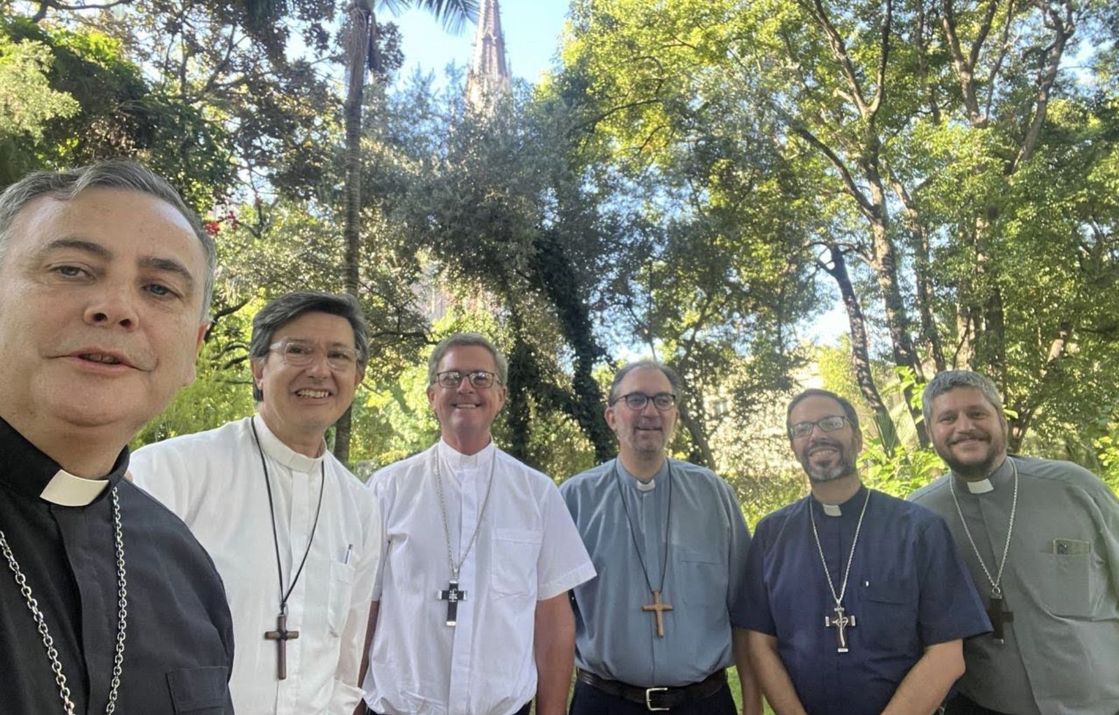 Carrara, con obispos argentinos