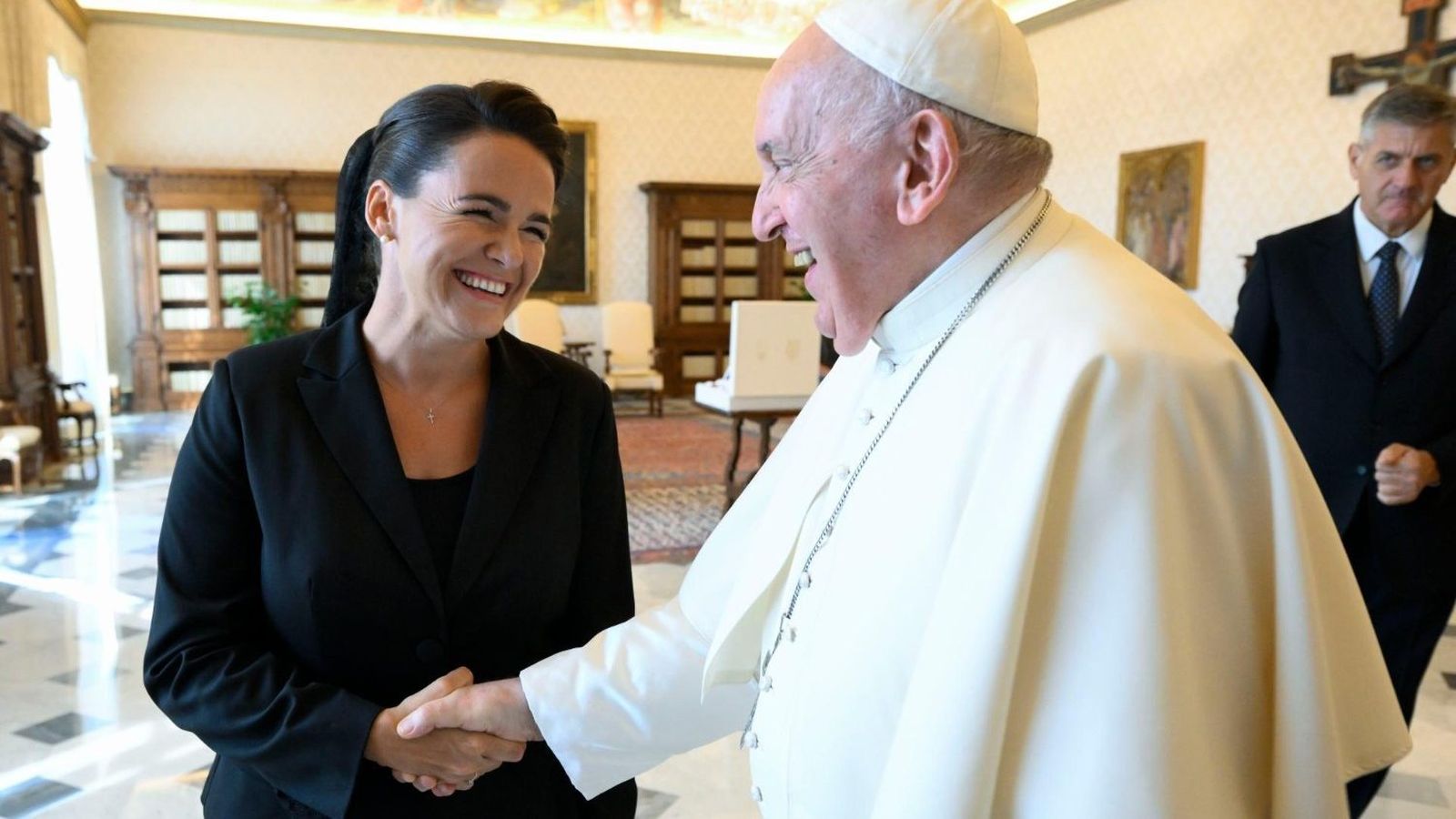 El Papa, con la presidenta Novak