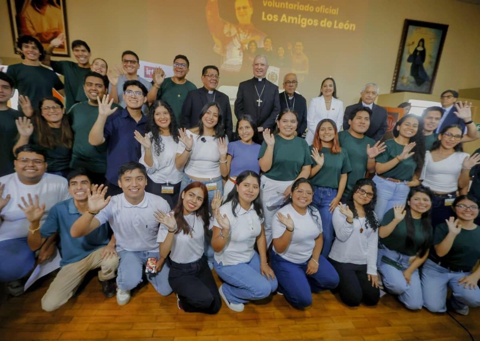 Los amigos de León