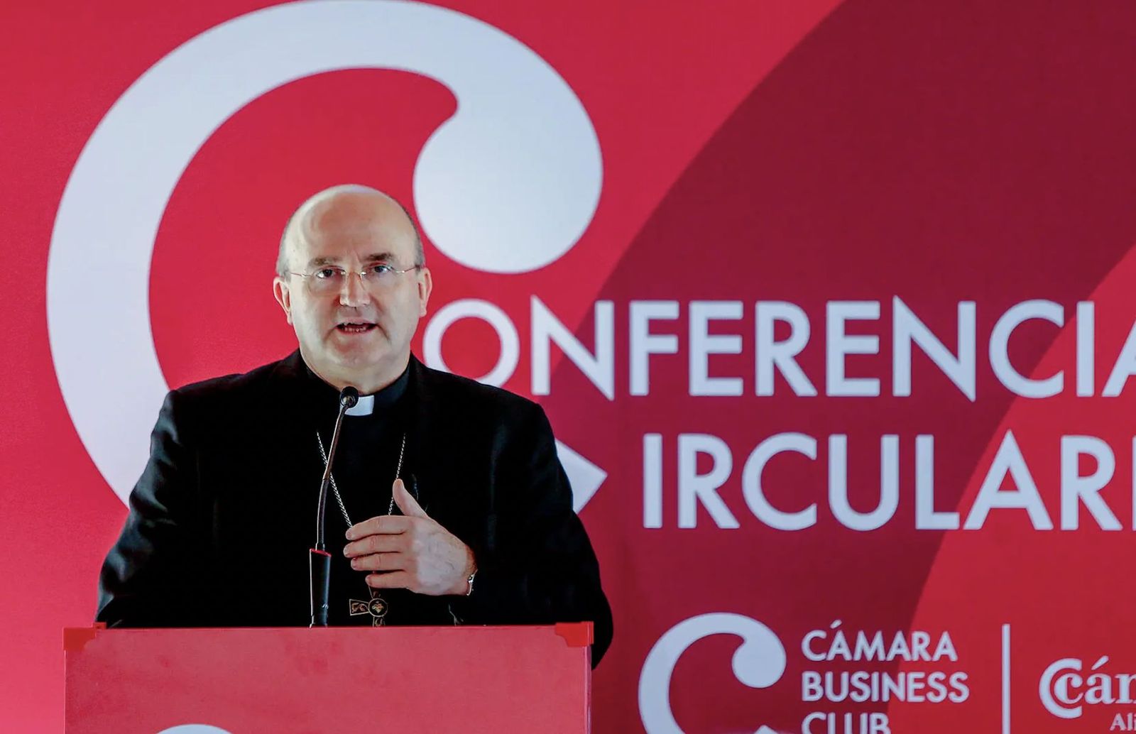 El obispo de Orihuela-Alicante