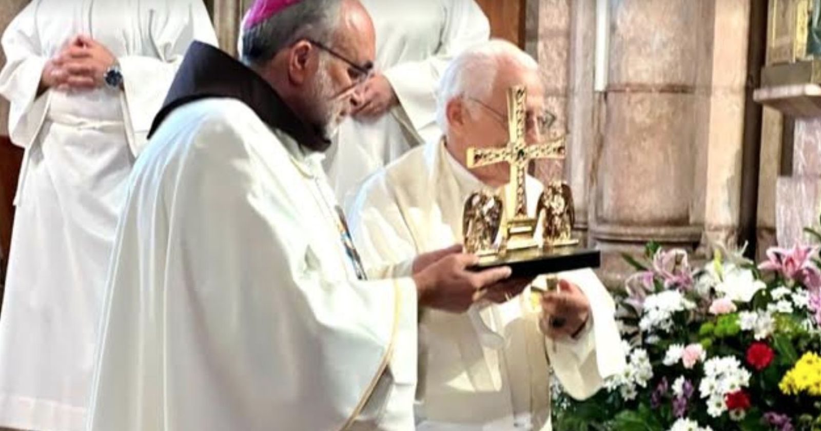 Sanz y el Padre Ángel