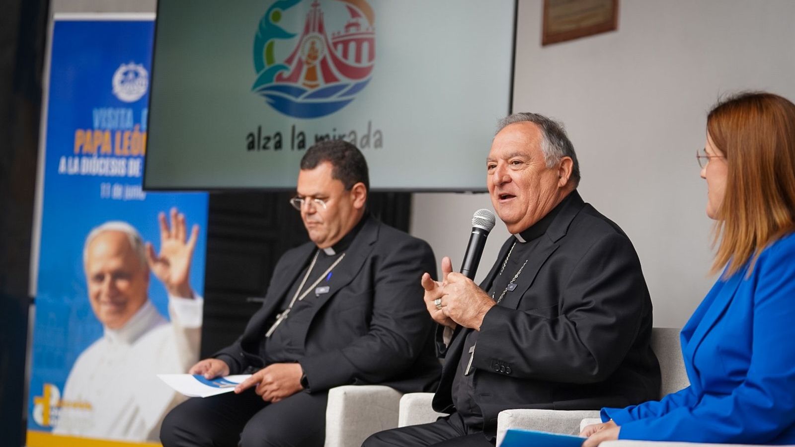 Mazuelos presenta la agenda del Papa en la isla