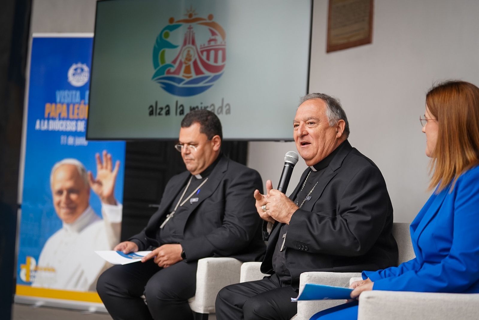 Mazuelos presenta la agenda del Papa en la isla