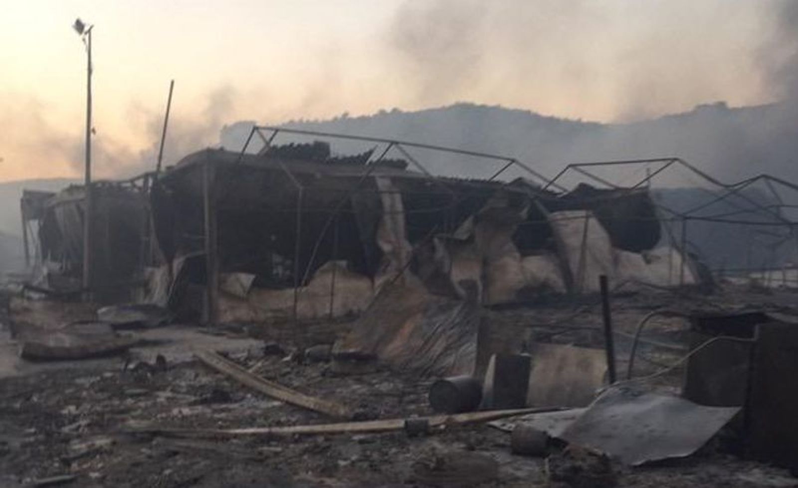 El campamento de Moria, arrasado por el fuego