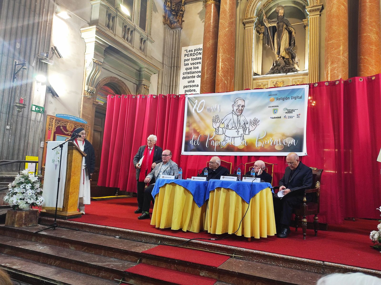 Sor Lucía Caram y el P. Ángel anuncian el reto del gesto solidaro