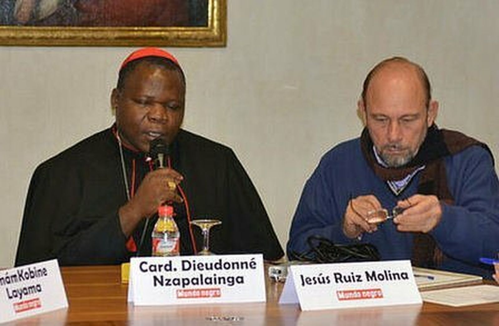 El nuevo auxiliar, con el cardenal de Bangui