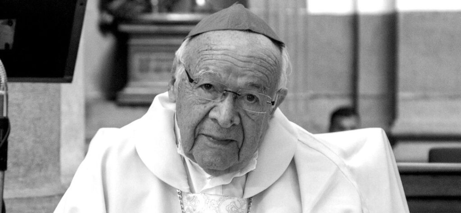 Monseñor Mario Ríos Mont