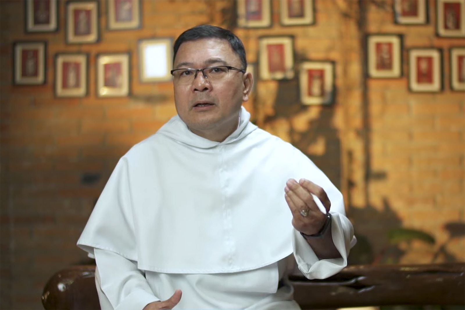 Winston Cabading. Youtube