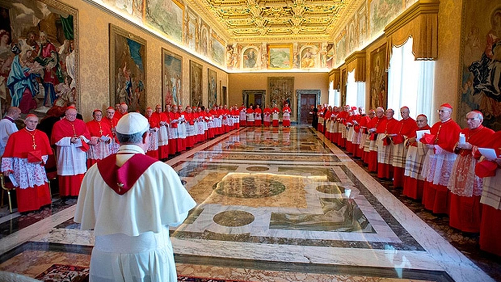 Francisco y la curia romana