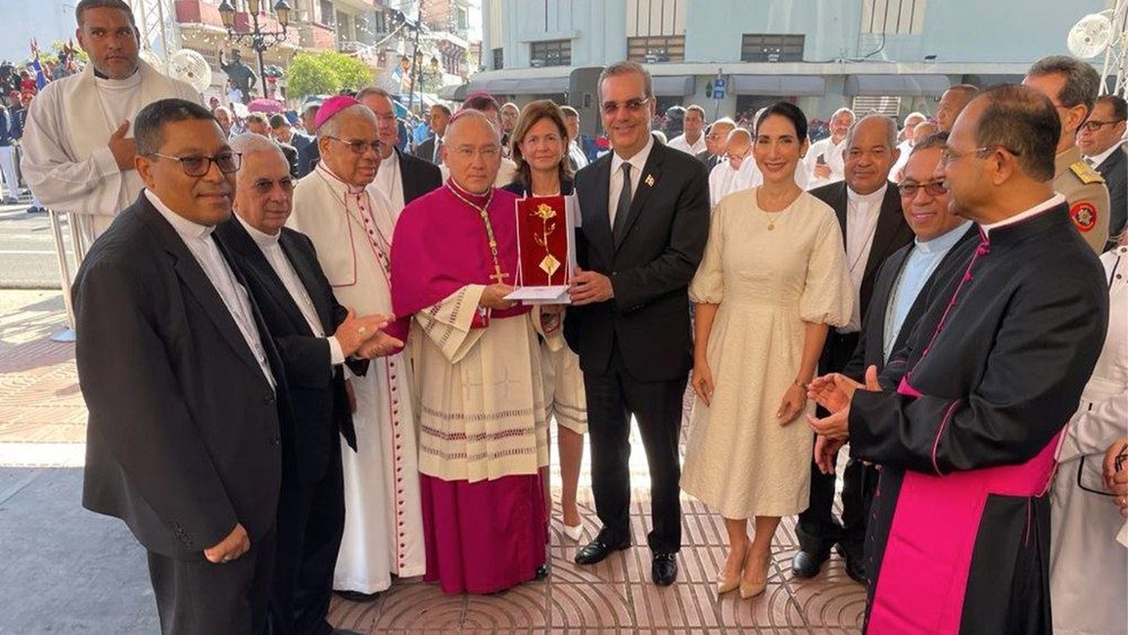 Monseñor Peña Parra en República Dominicana