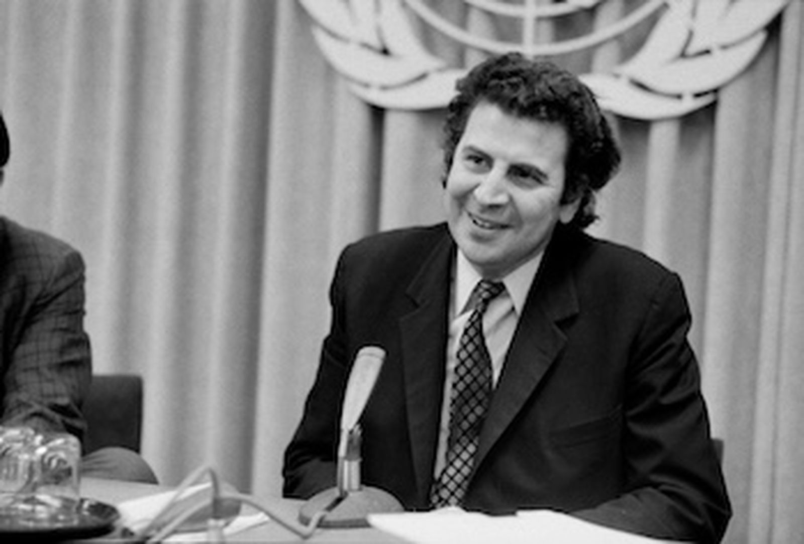 mikis-theodorakis