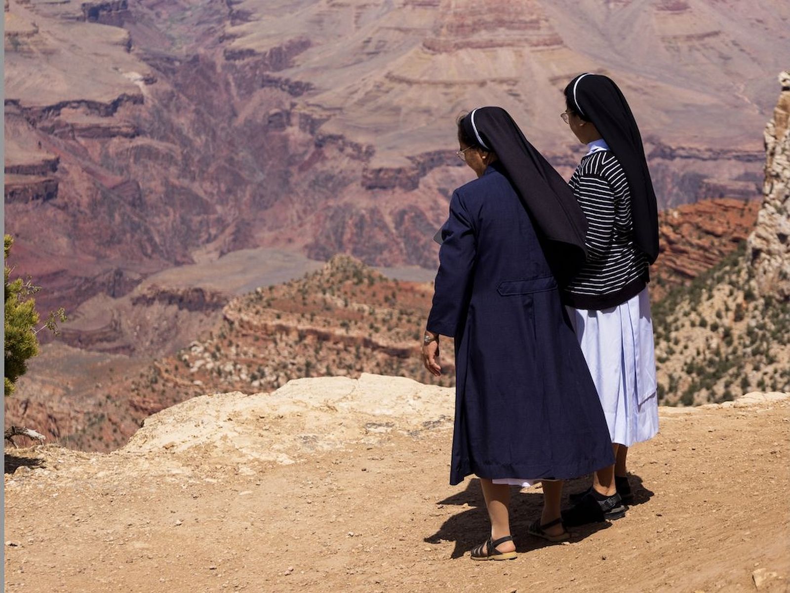 Religiosas en el Gran Cañón