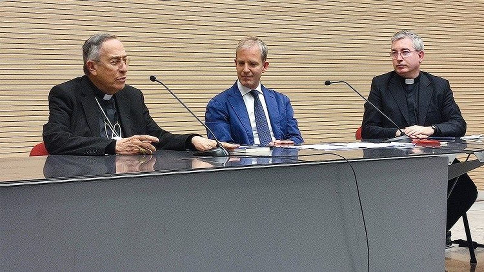 Maradiaga, Brocal y Prado, durante la presentación