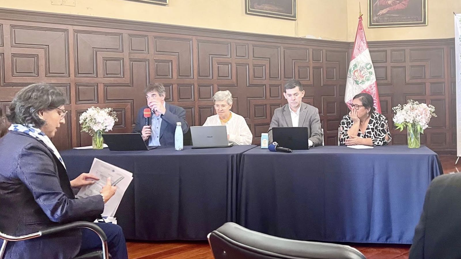 Mesa redonda