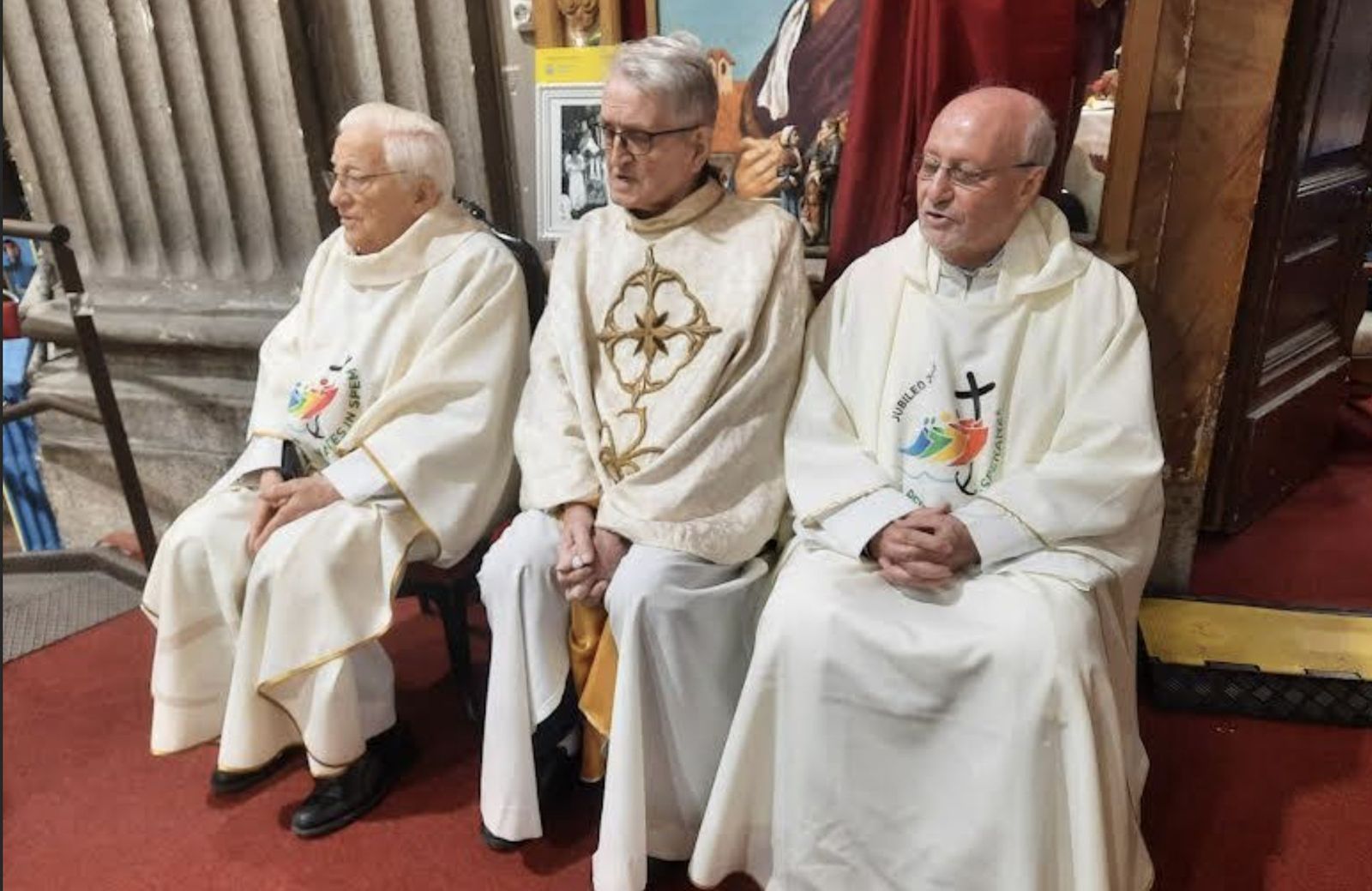 Carlos del Valle y el Padre Ángel en San Antón