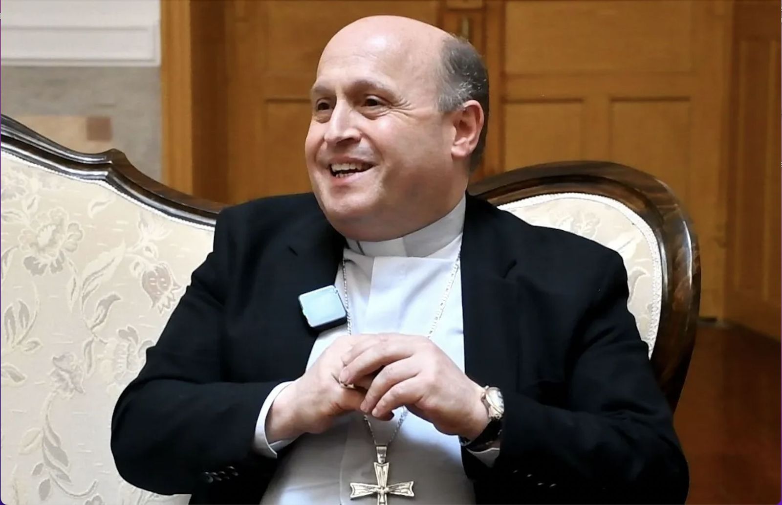 El arzobispo Prieto en un encuentro con la prensa