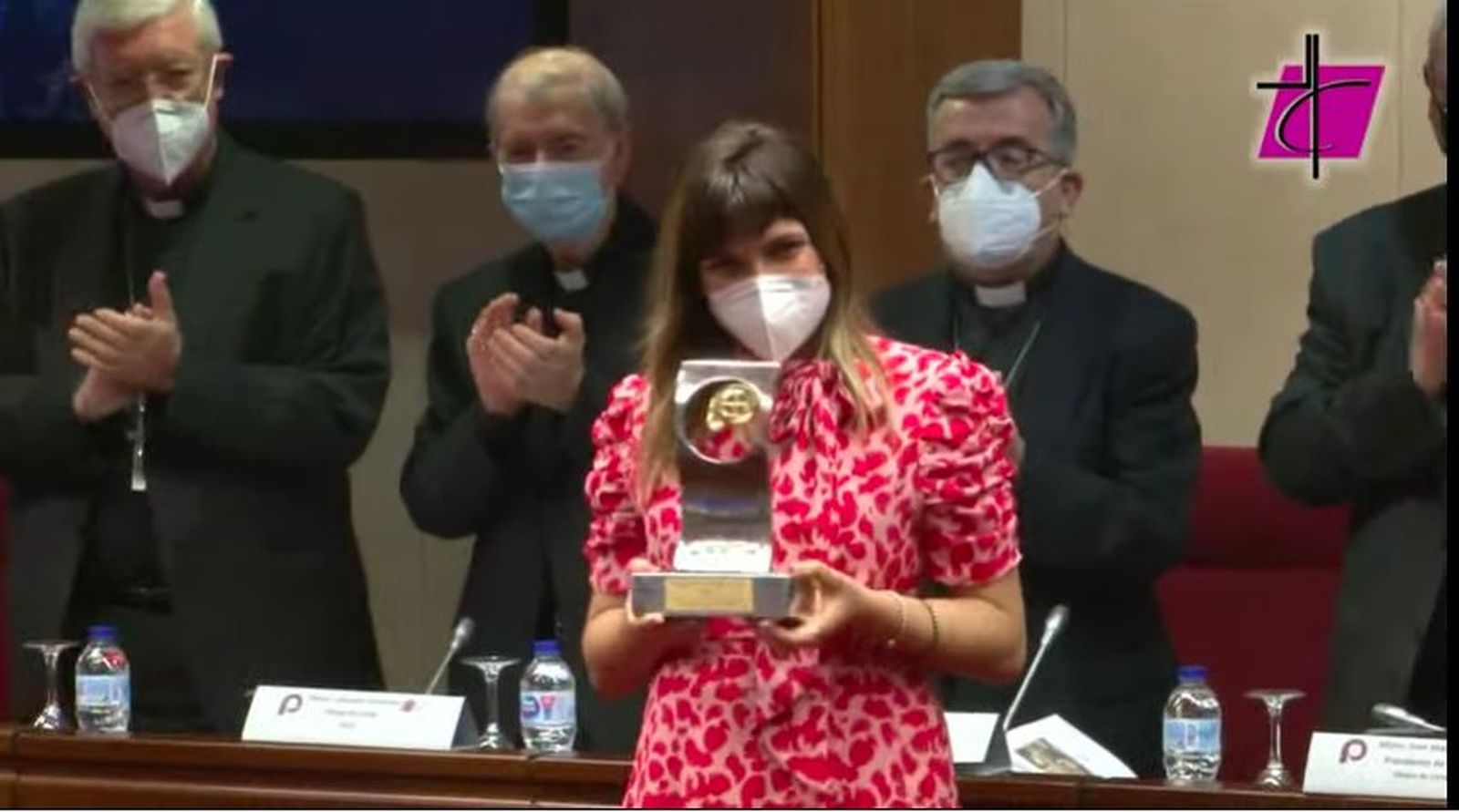 Entrega del Premio Bravo a Rozalén