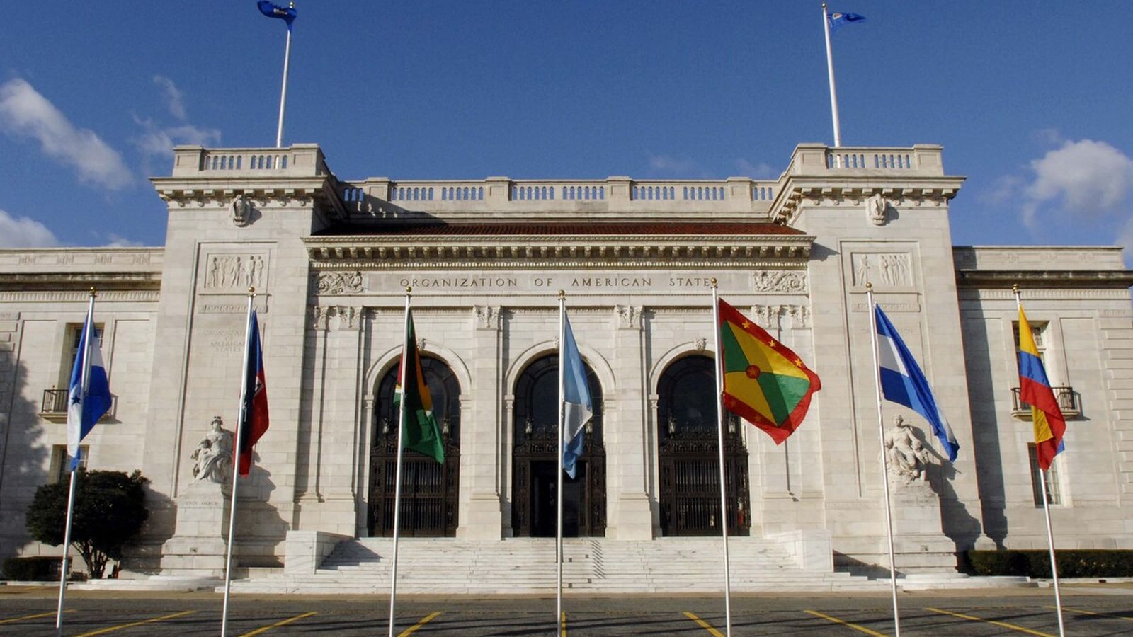 Firma de convenio de colaboración entre el Celam y la OEA